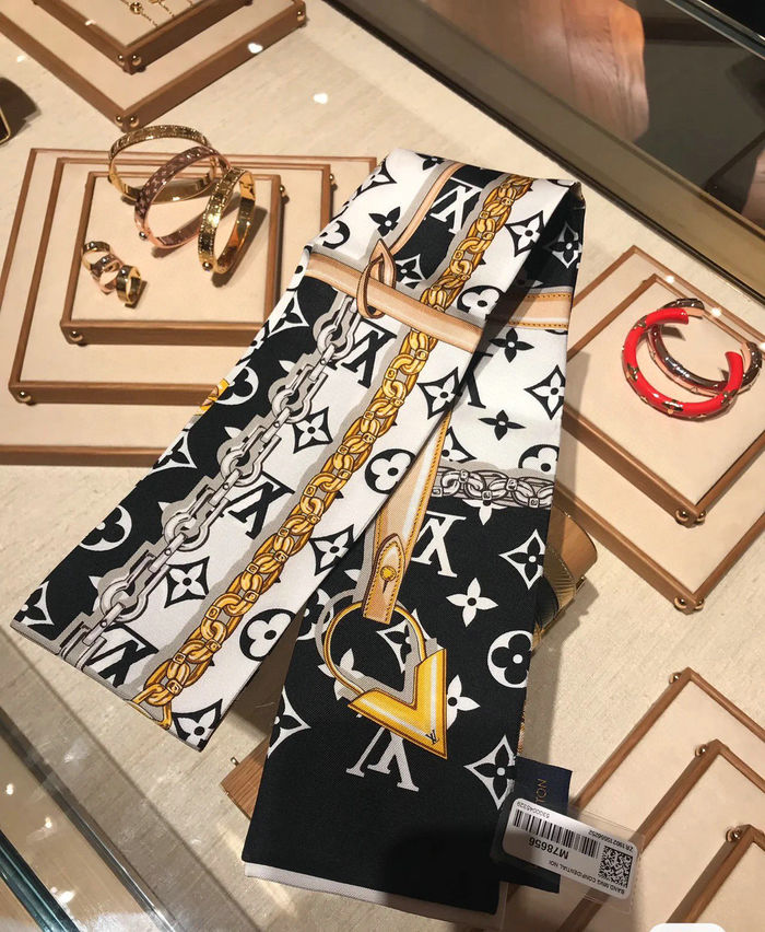 Louis Vuitton Scarf LVS00007